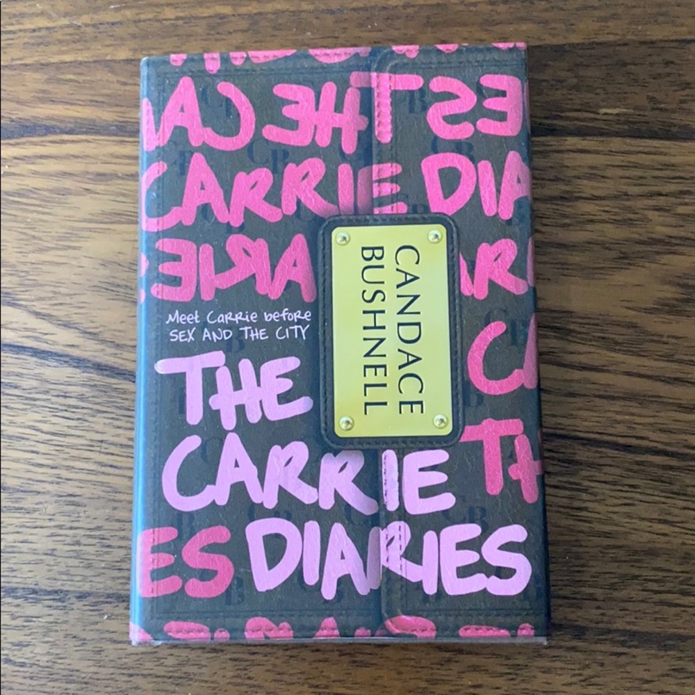🎃The Carrie Diaries signed by Candace Bushnell